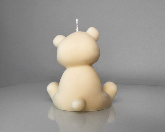 Sitzende Teddybär hat langeweile - Kerze aus Sojawachs